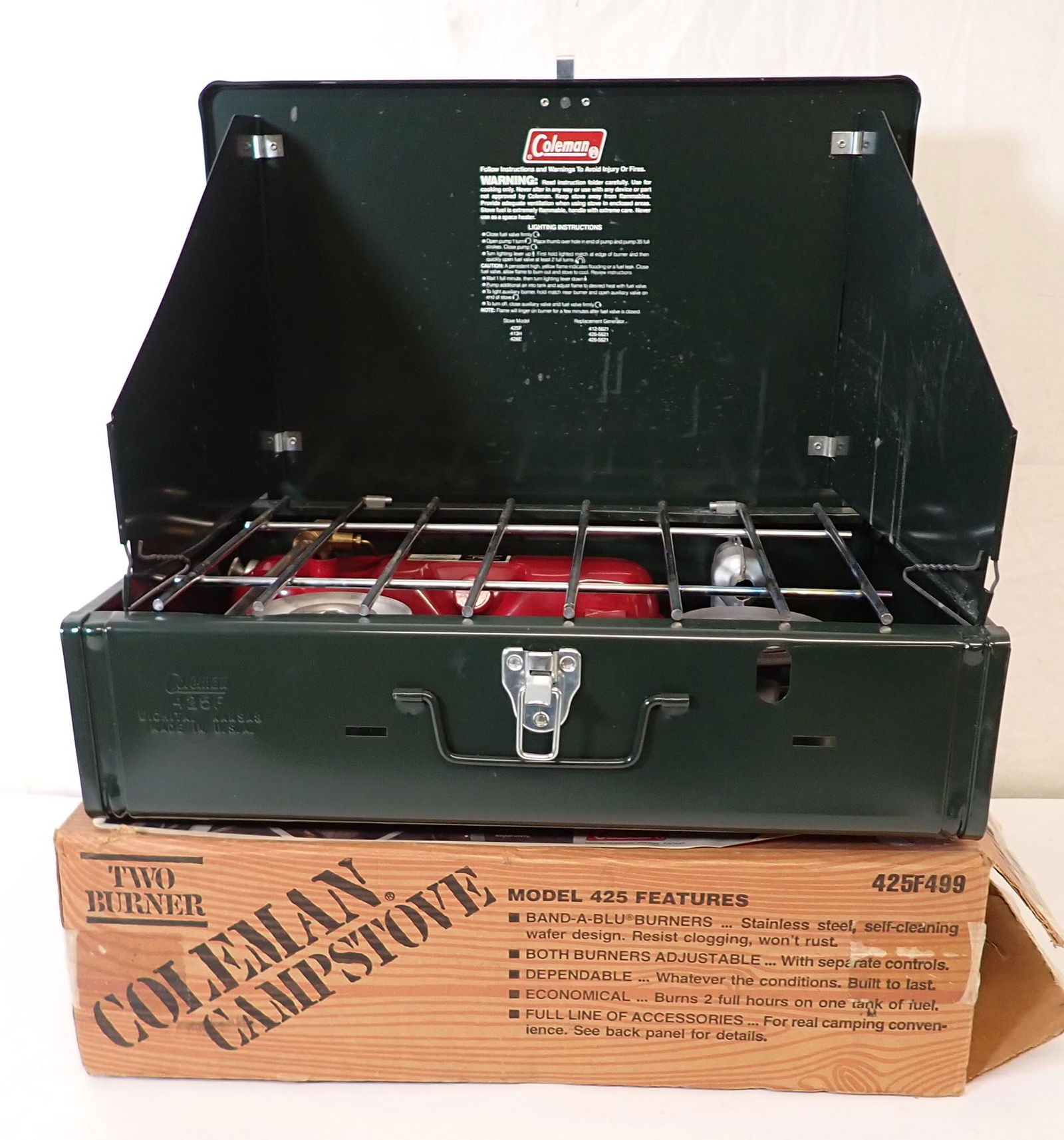 Coleman 425 2 Burner Campstove (1 of 3)