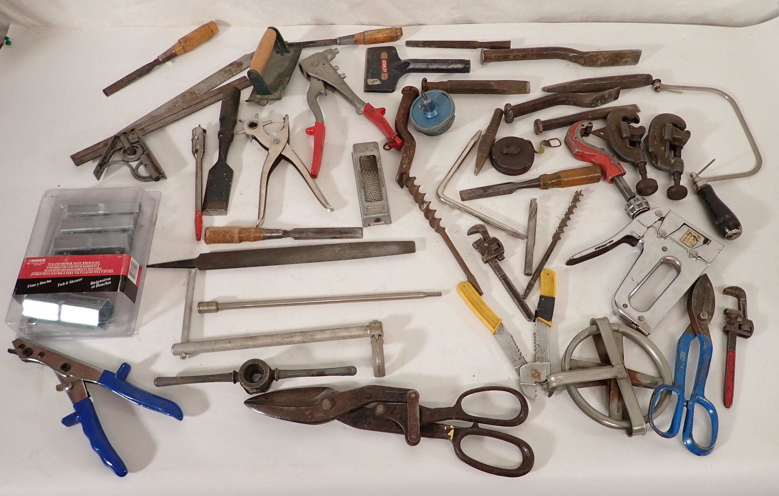 Chisels Snips Tubing Cutters Misc Tools (1 of 6)