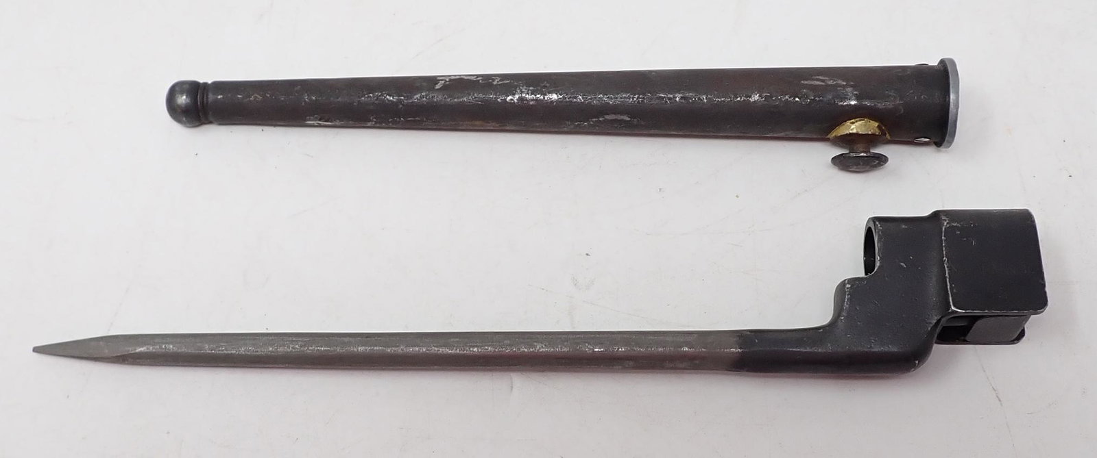 British No. 4 MKII Bayonet (1 of 5)