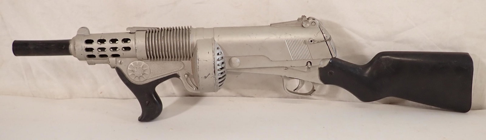 Marx Battery Operated Toy Gun: Approx 24" long