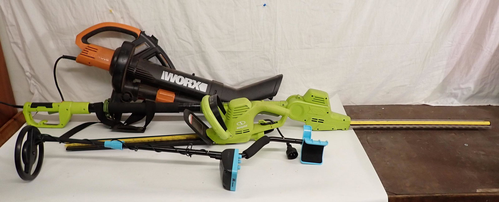 Sunjoe Hedge Trimmers Worx Blower Metal Detector (1 of 6)