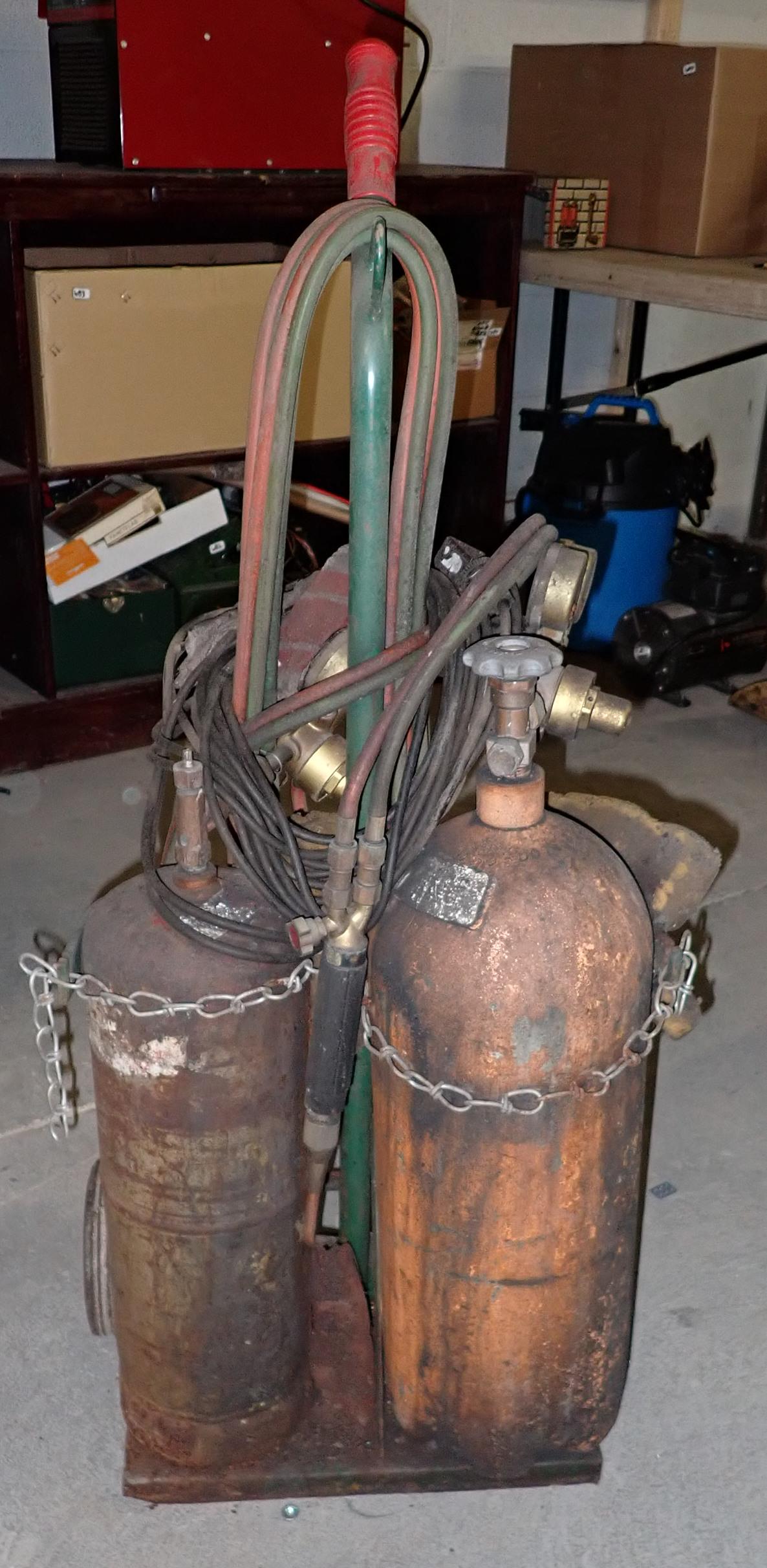 Torch Tanks Gauges & Cart (1 of 5)