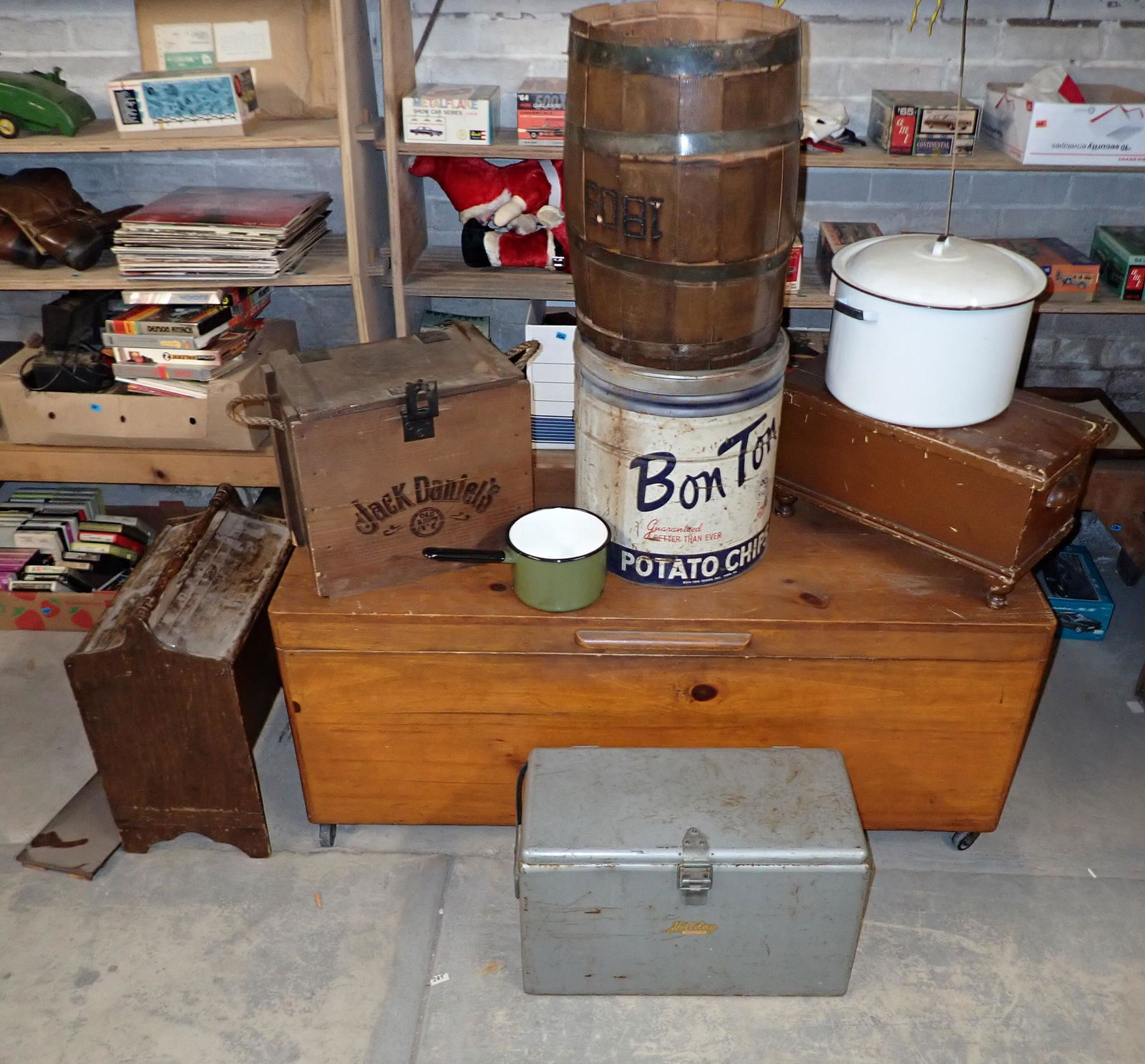 Blanket Chest & Misc (1 of 4)