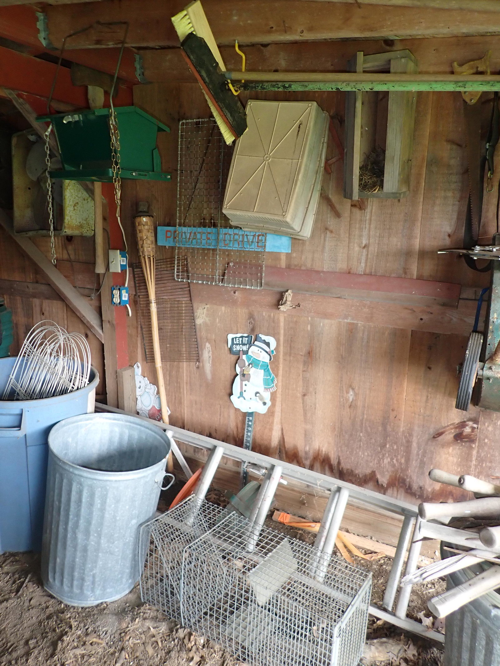 Bird Feeder Private Drive Sign Animal Trap (1 of 10)