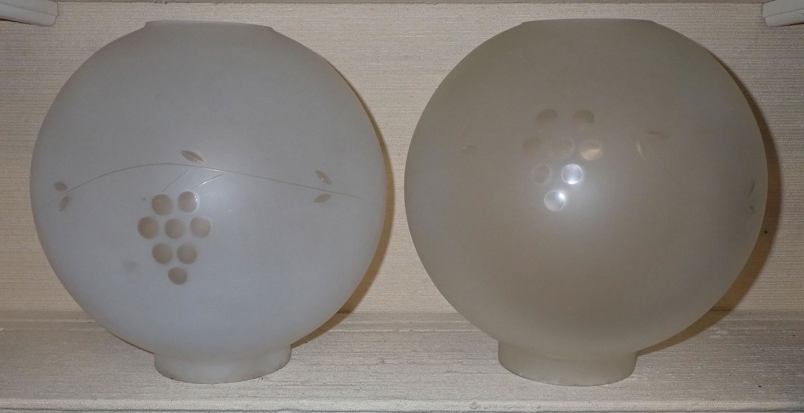 Frosted Lamp Shades w/ Grape Design (1 of 3)