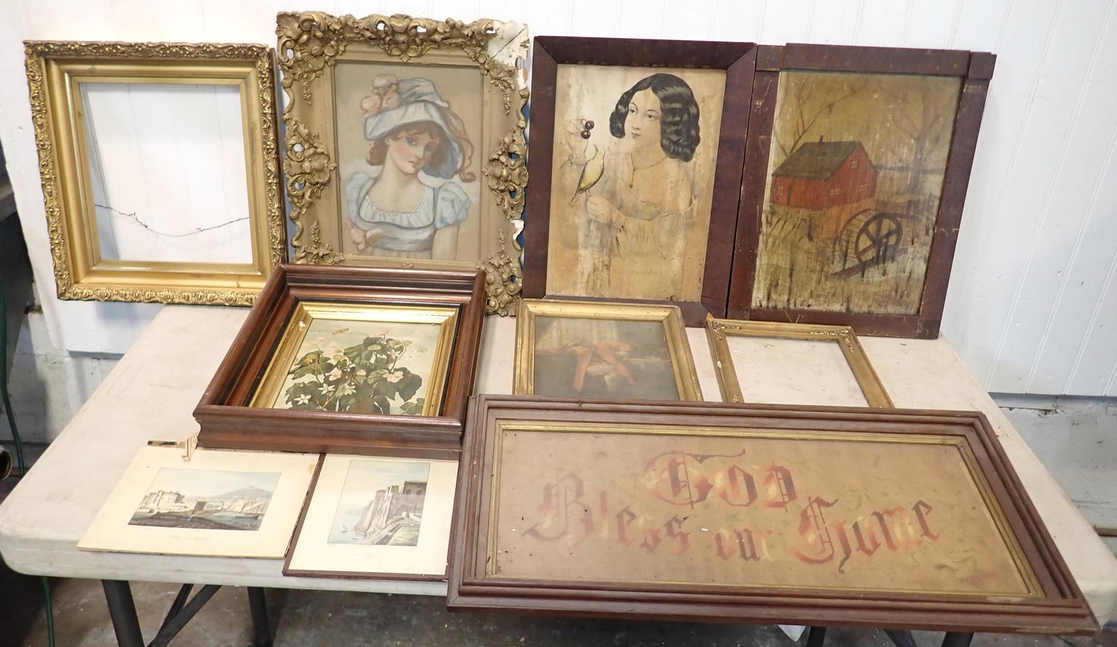 Misc Wall Art Auction