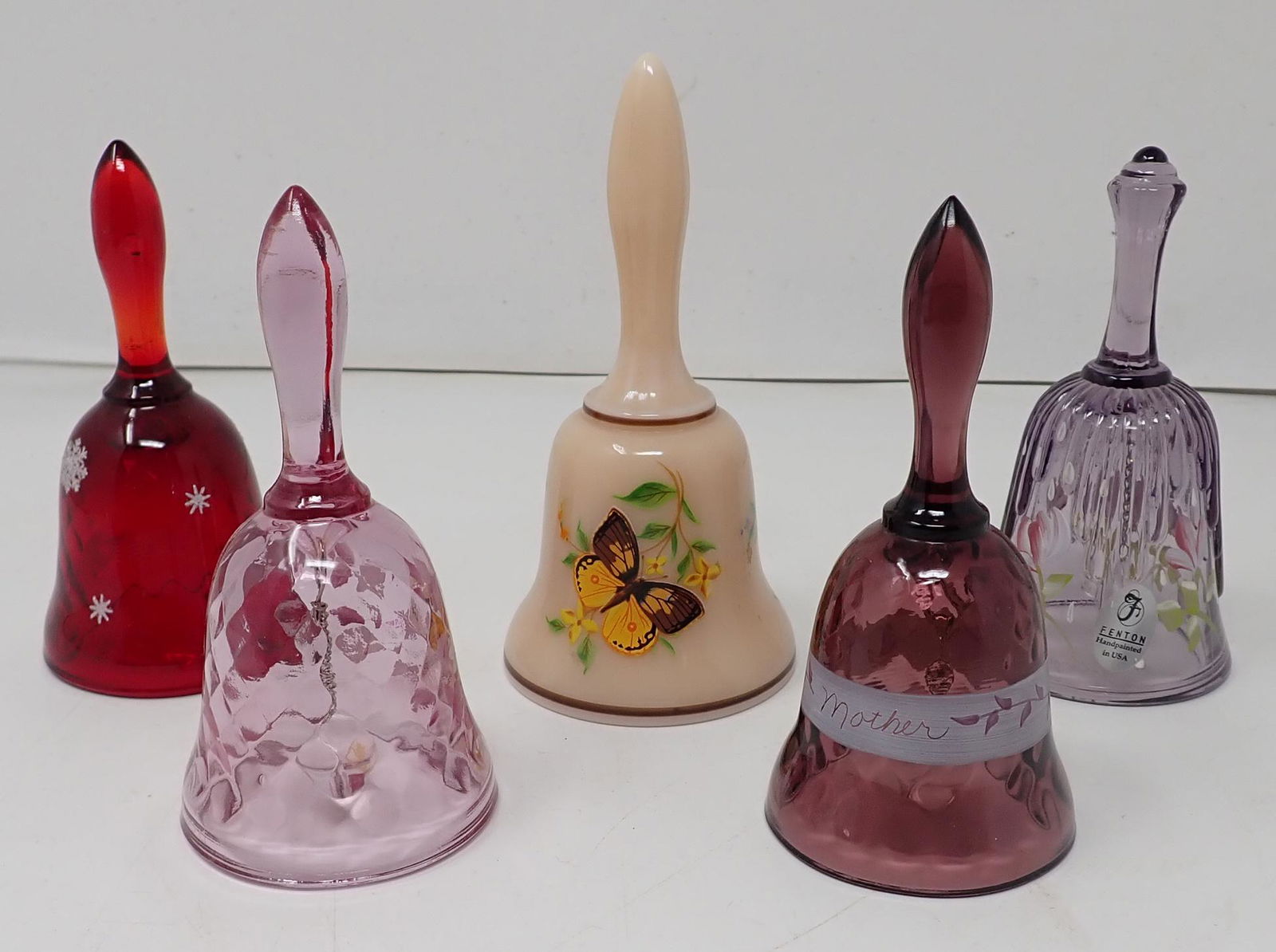 Fenton Bells incl Artist Signed M Caplinger (1 of 5)