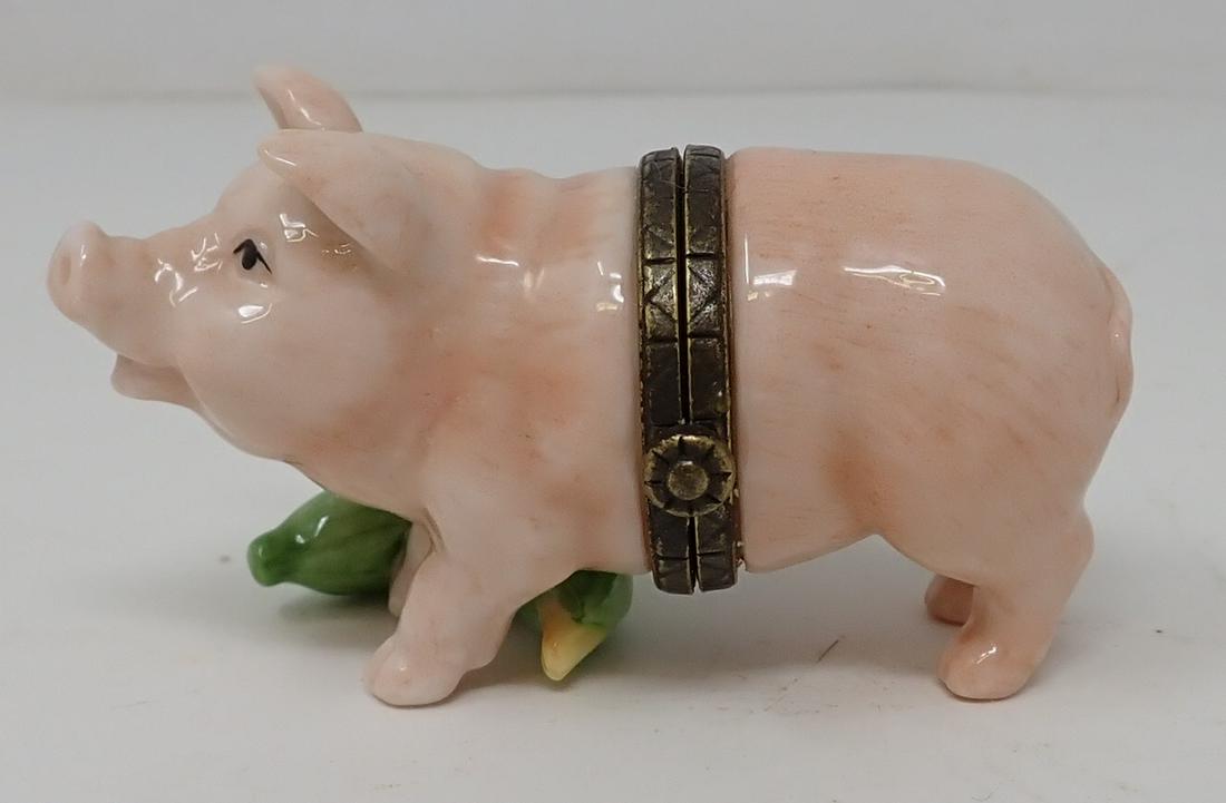 PHB Pig Trinket Box: Approx 2 1/2" long