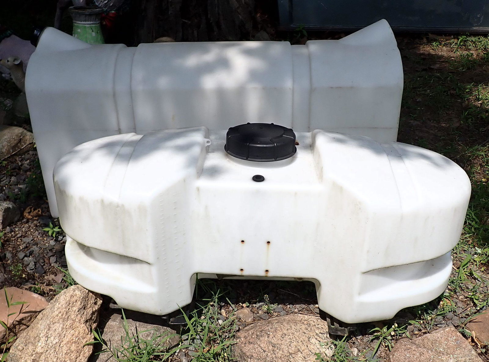 25 & 30 Gallon Tanks (1 of 3)