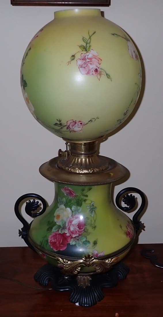 Gone with The Wind Style Lamp (1 of 6)