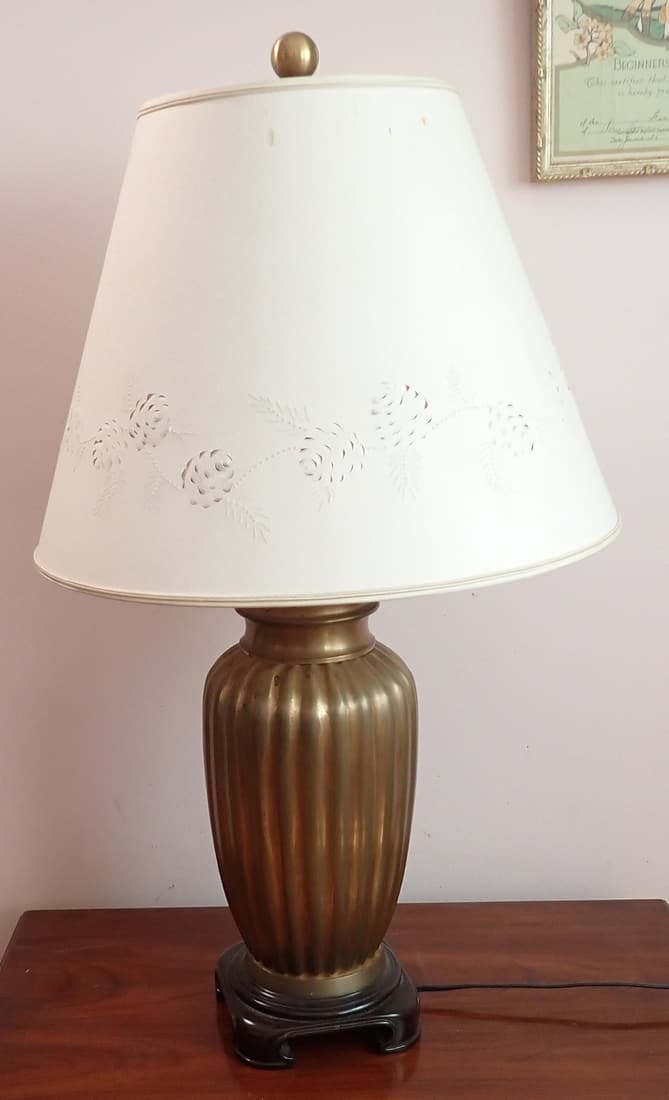 Heavy Brass Table Lamp (1 of 4)