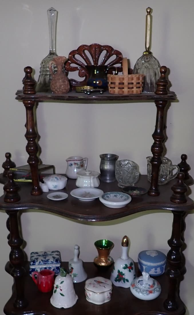 Bells Mini Pewter Stein & Misc (1 of 7)