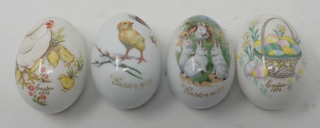 Noritake Royal Bayreuth Easter Eggs: Approx 2" x 3"