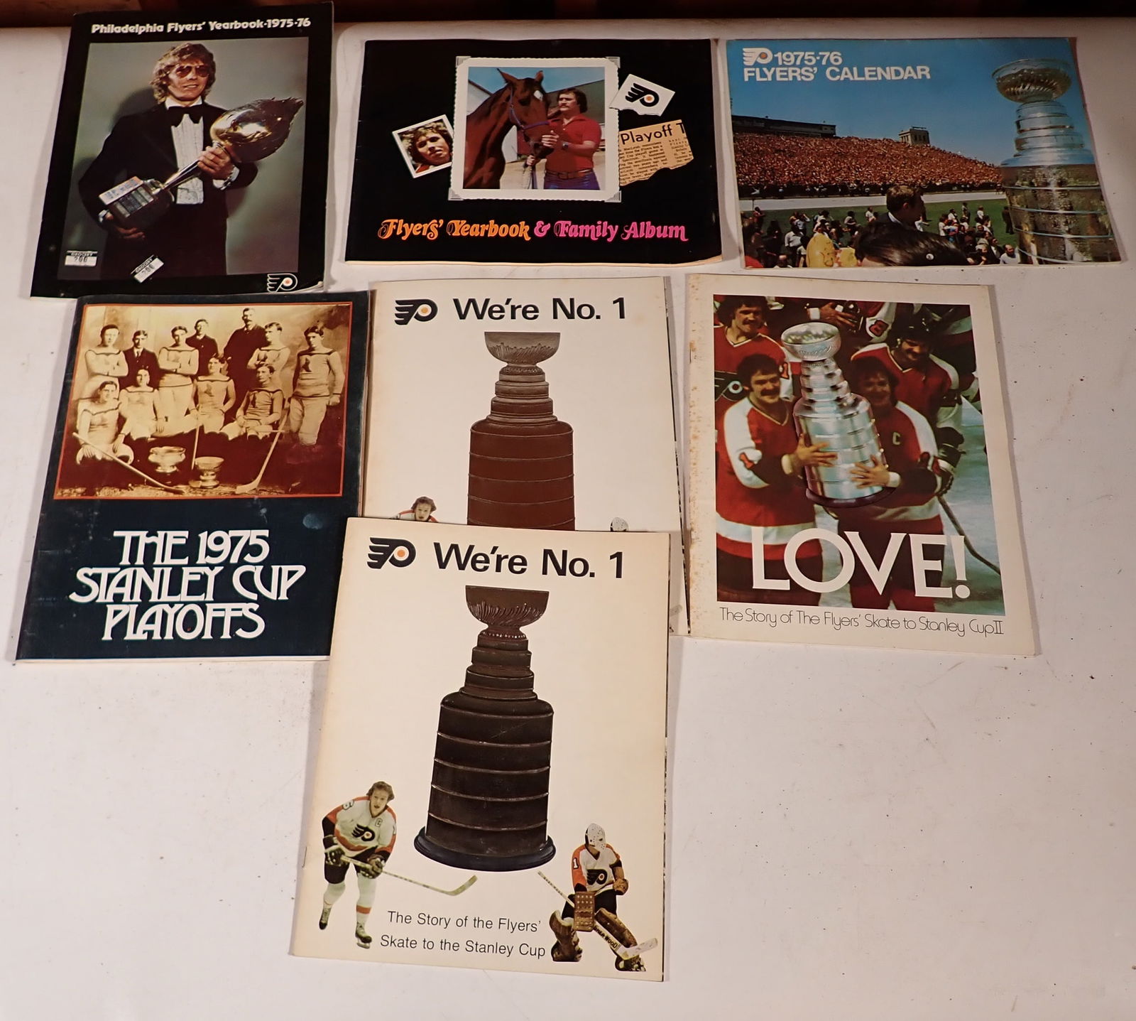Flyers Hockey Programs & Calendar 1975 Stanley Cup (1 of 4)
