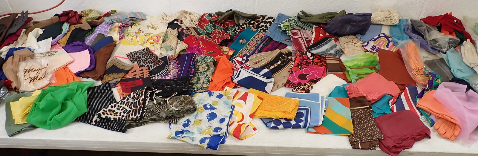 Scarves Handkerchiefs & Gloves (1 of 9)