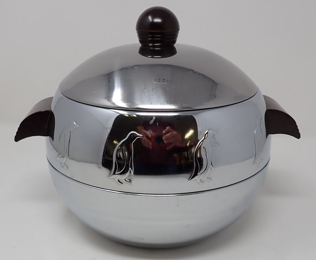 West Bend Penguin Hot Cold Server (1 of 4)