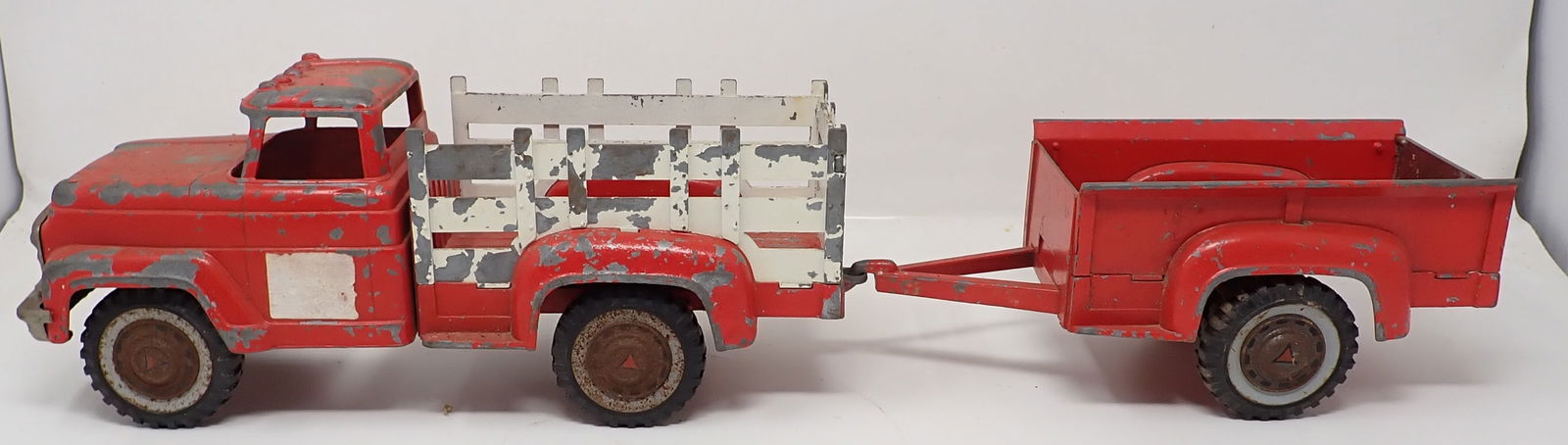 Hubley Stake Body Truck w/ Trailer (1 of 3)