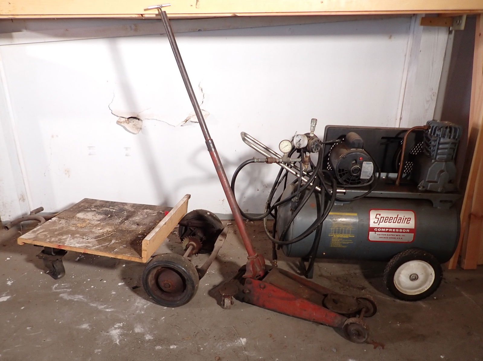 Speedaire Air Compressor Floor Jack Dolly (1 of 3)