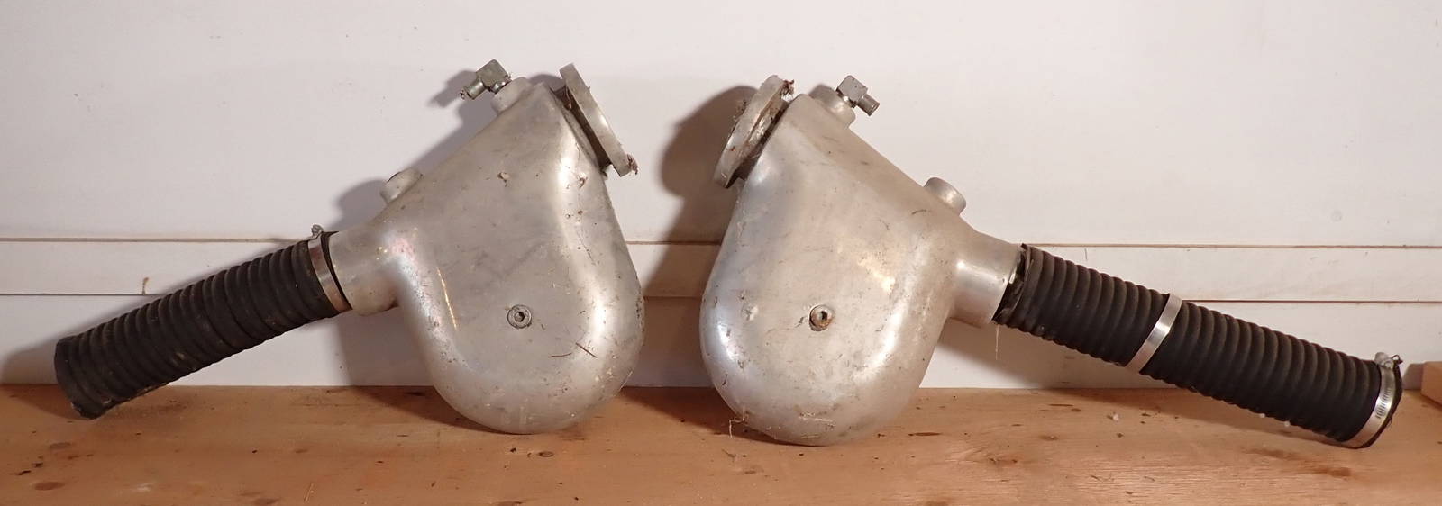 2 Aluminum Boat Manifolds Auction
