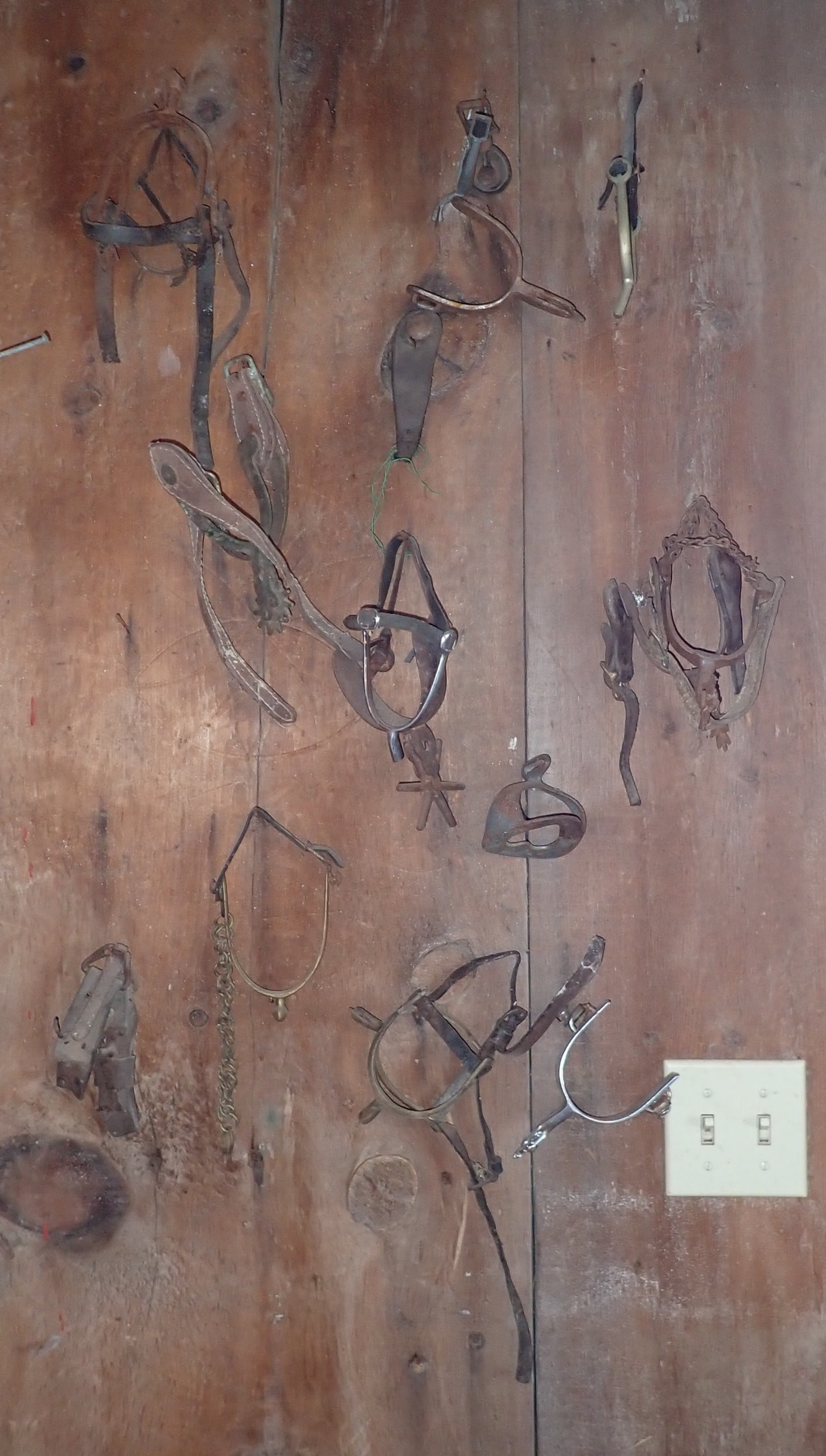 Horse Spurs & Stirrups (1 of 9)