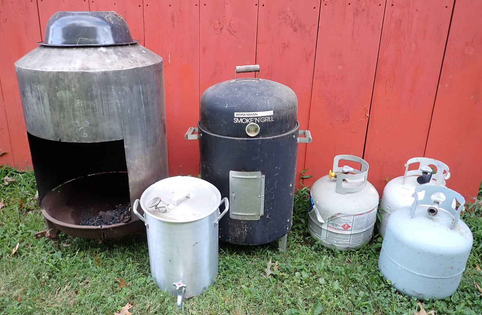 Smoker 3 Propane Tanks & Stainless Burn Barrel (1 of 2)