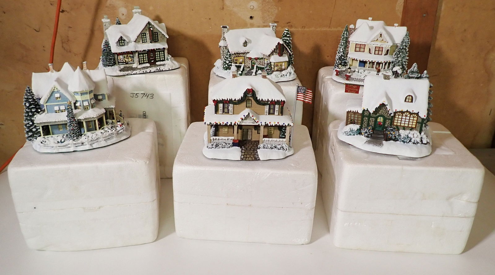 Thomas Kinkade Hawthorne Village Post Office Florist & Misc (1 of 5)