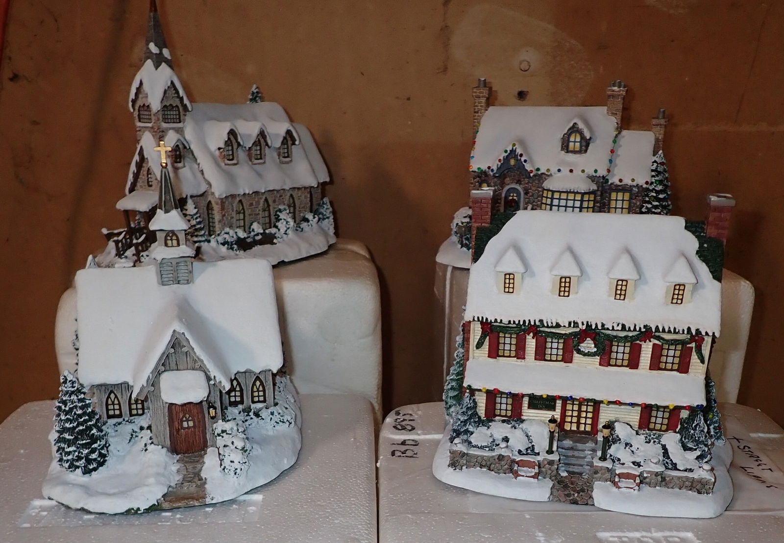 Thomas Kinkade Churches Tea Room Christmas Inn (1 of 6)