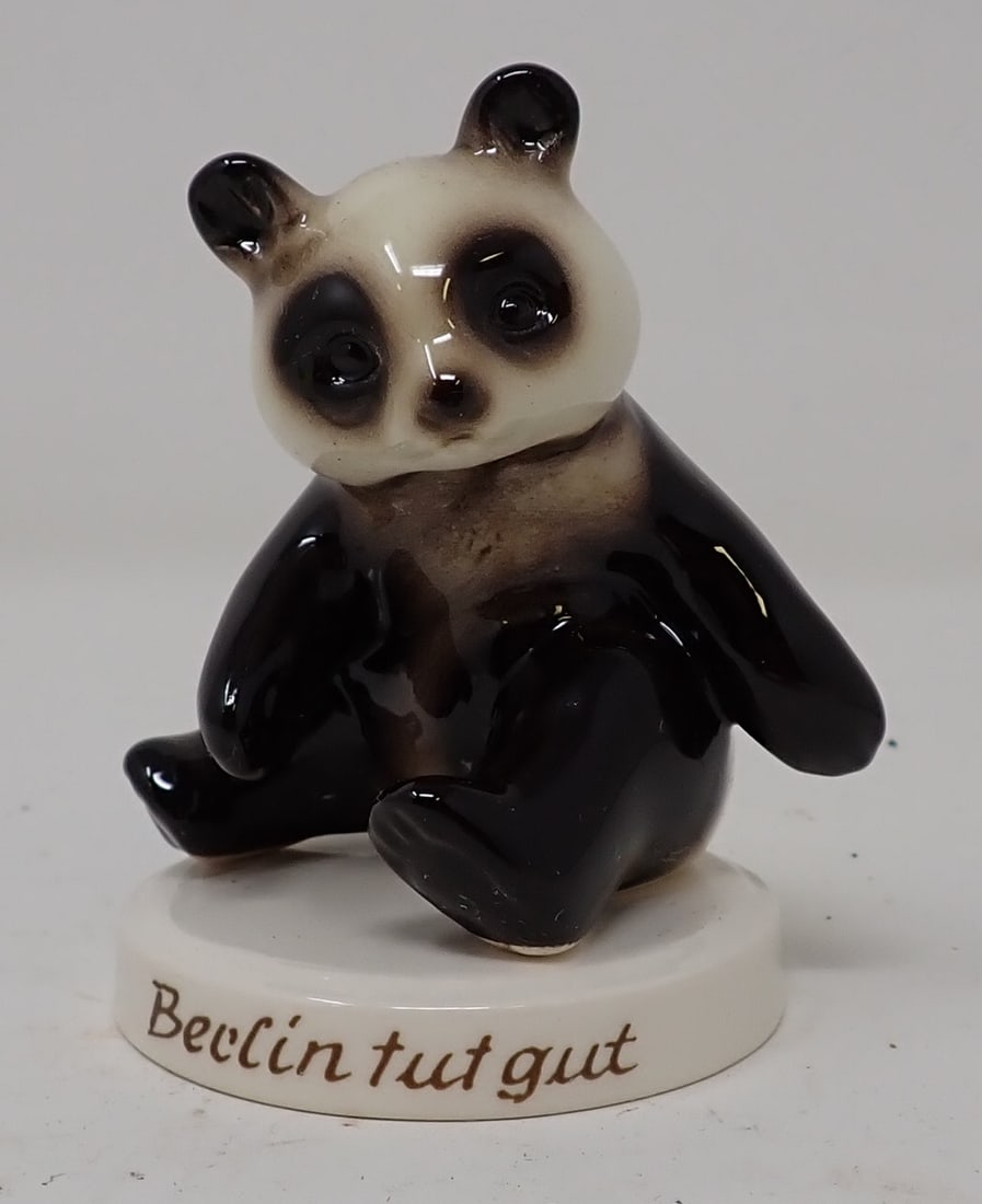 Goebel Panda Bear: Apprx 3 1/4"tall