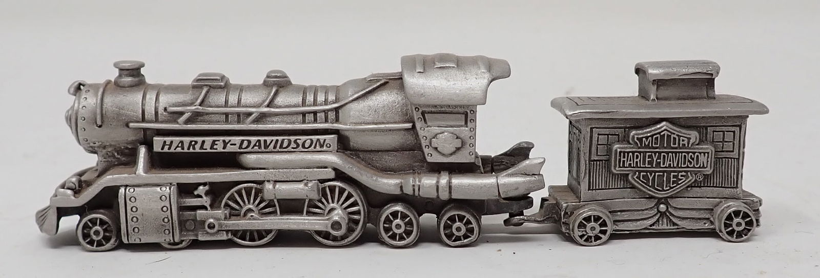 2000 Harley Davidson Pewter Train: Apprx 4 1/8"