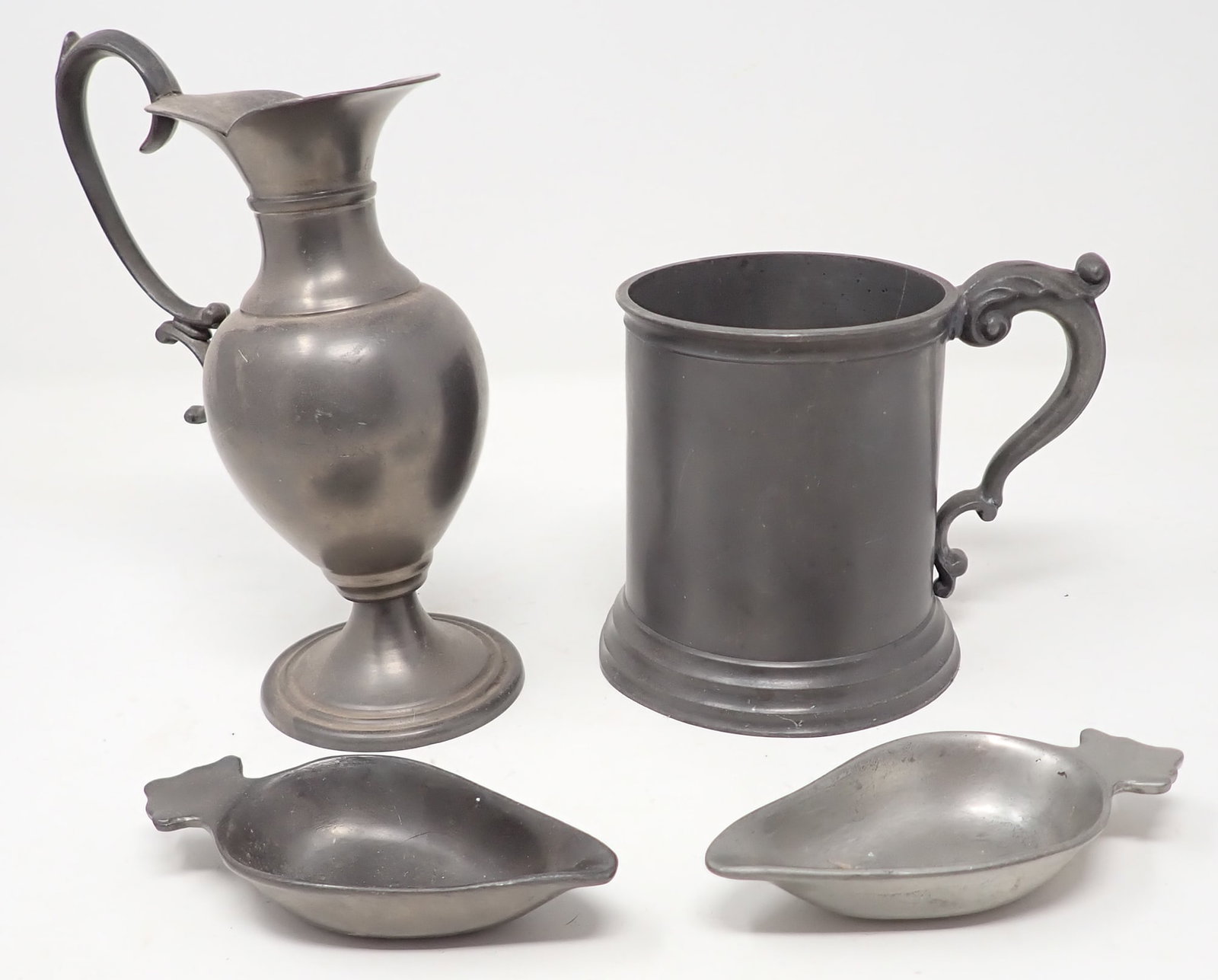 Pewter Stein Ewer Poringers: Stein is approx 4 1/4" tall