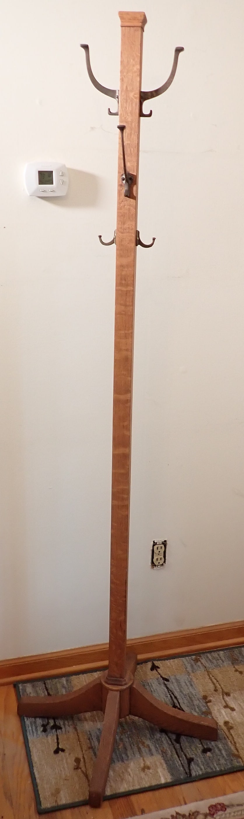 Oak Clothes Tree (1 of 3)