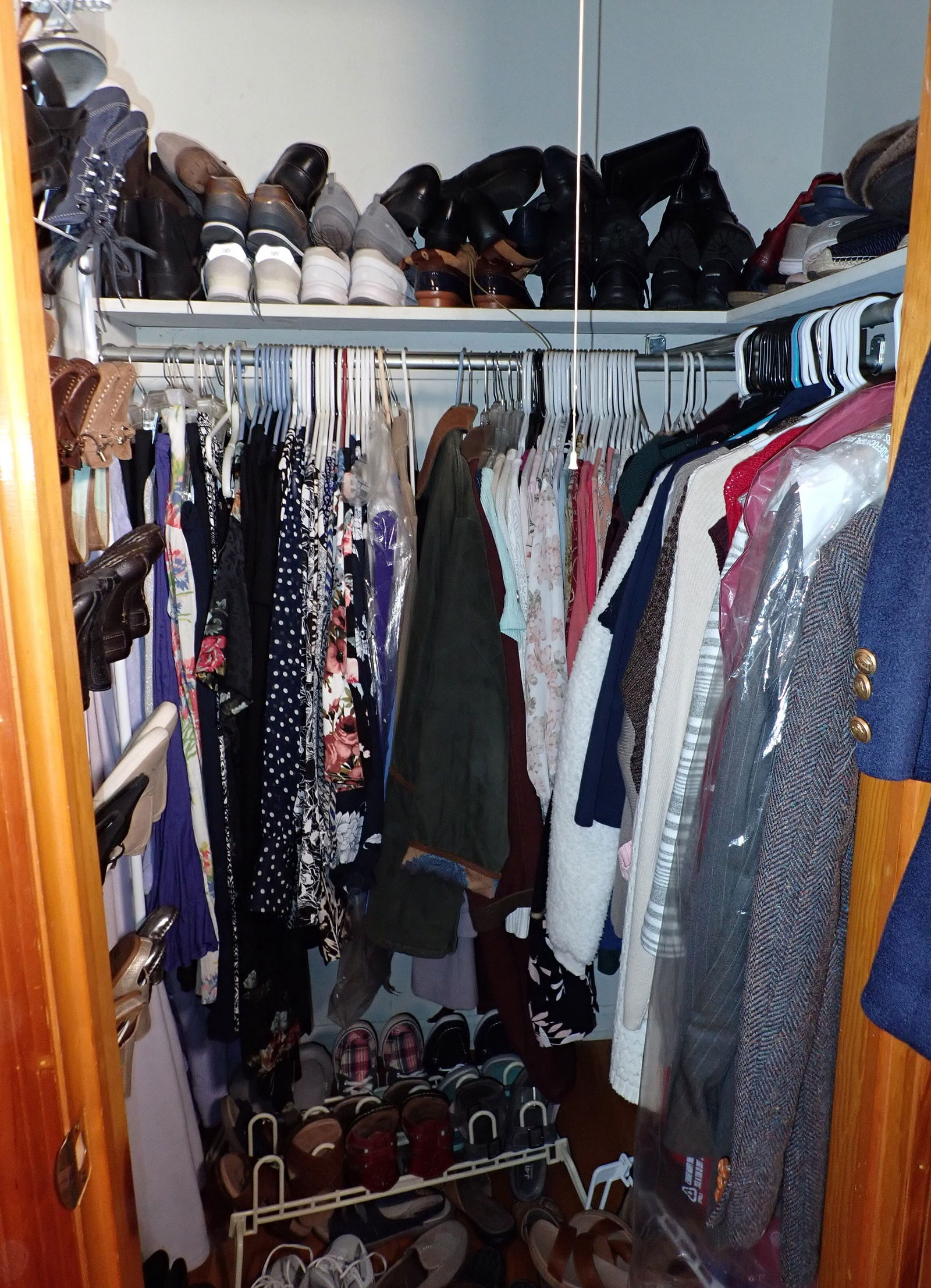 Large Lot of Clothing and Shoes (1 of 20)