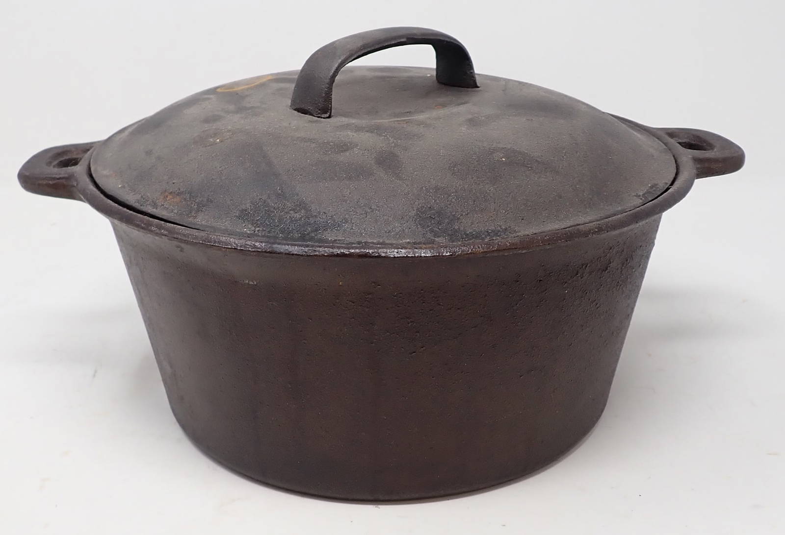 Cast Iron Dutch Oven Auction