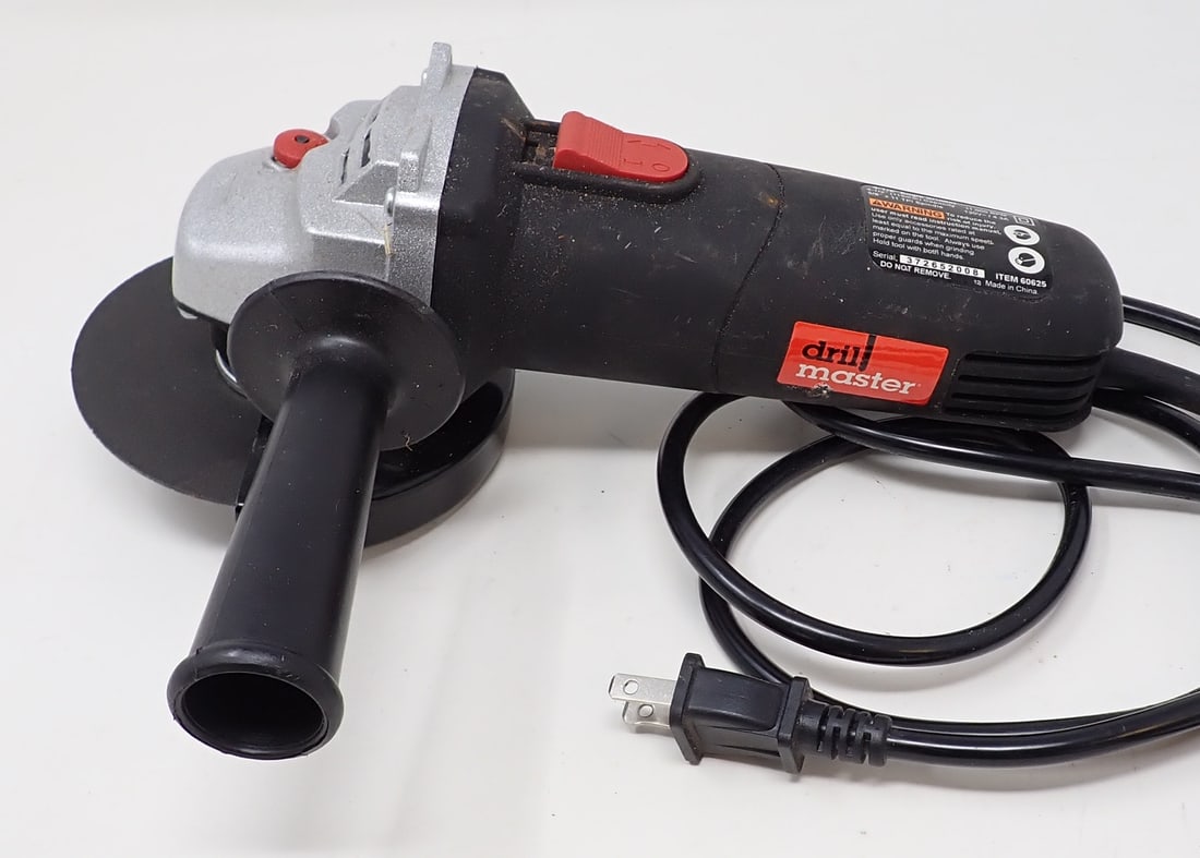 Drill Master 4 1/2" Angle Grinder (1 of 2)