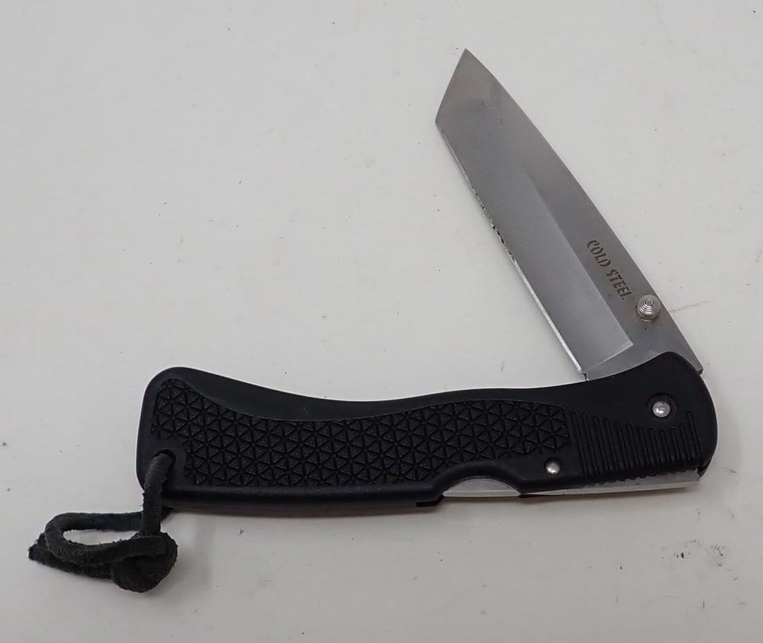 Voyager Cold Steel Knife (1 of 3)