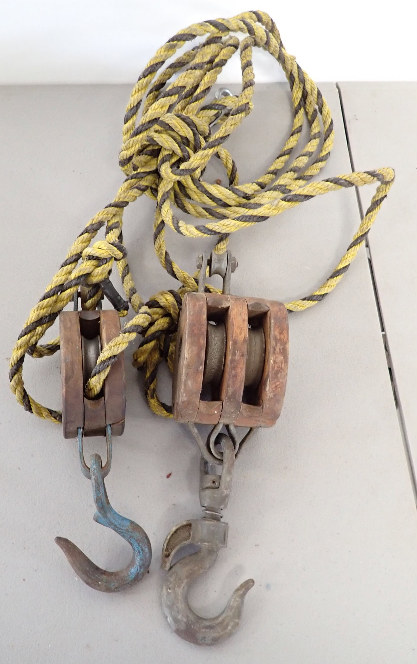 2 Wooden Pulleys (1 of 2)