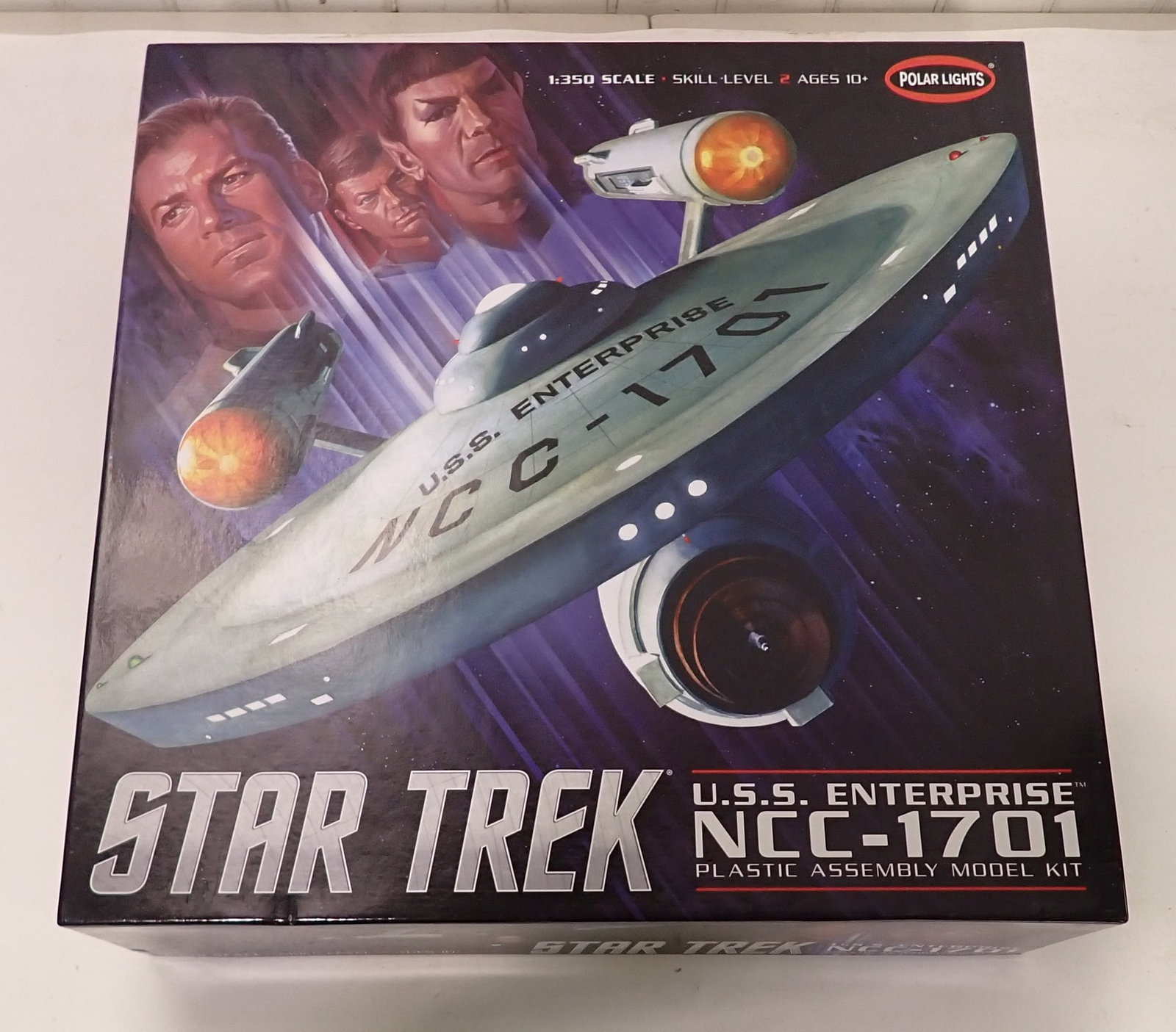 Polar Lights Star Trek 1:350 Scale Model (1 of 3)