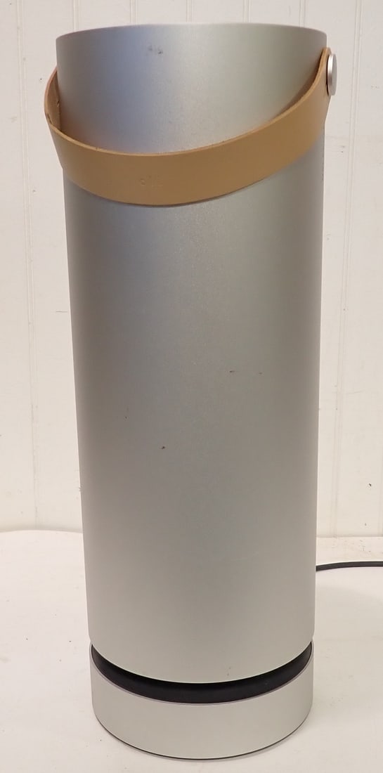 Molekule Room Air Purifier (1 of 4)