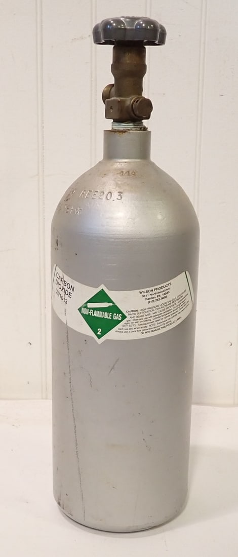 Carbon Dioxide Tank (1 of 3)
