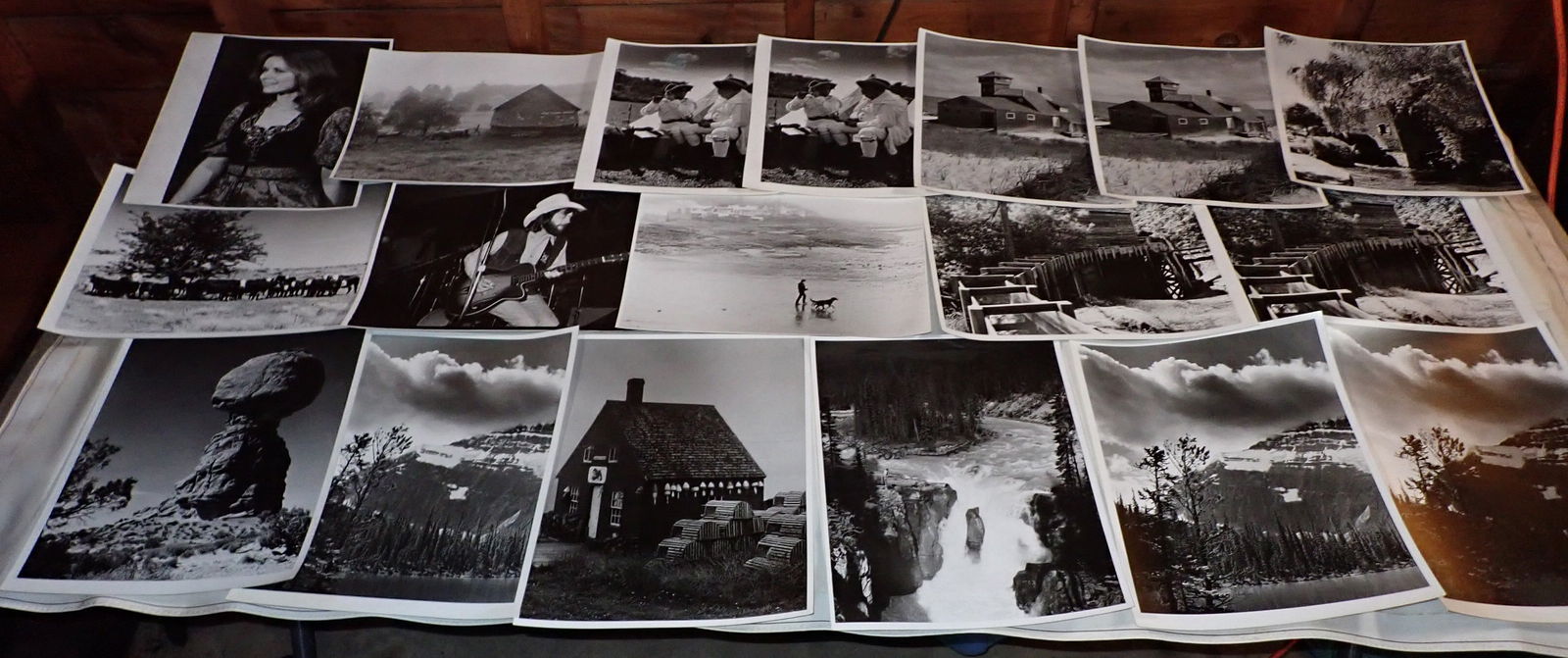 33 Black & White Photos incl Connecticut: Approx 11" x 14"