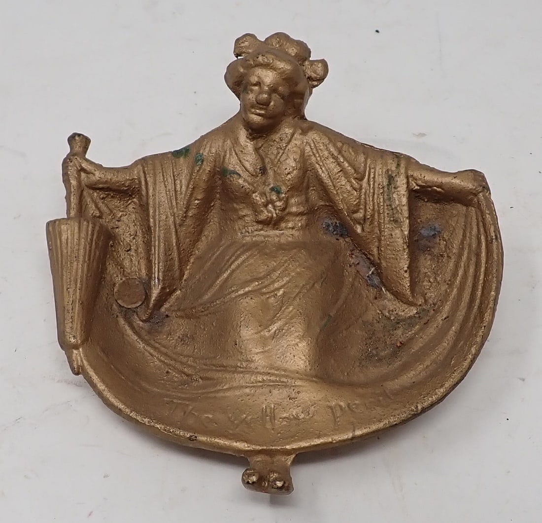 The Yellow Peril Cast Iron Geisha Ashtray: Ashtray is apprx 5" x 5"