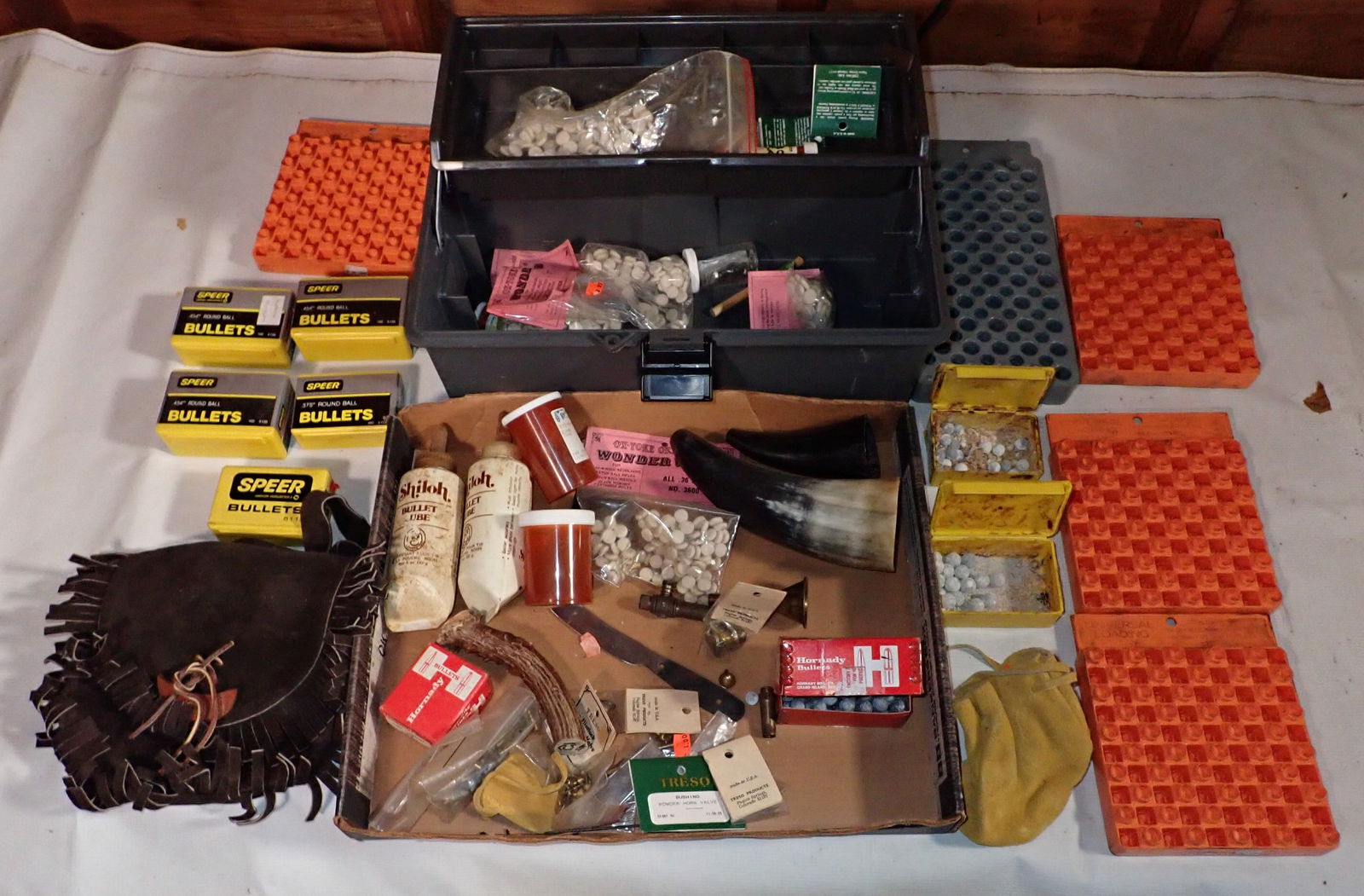 Muzzleloading / Flintlock Supplies (1 of 8)