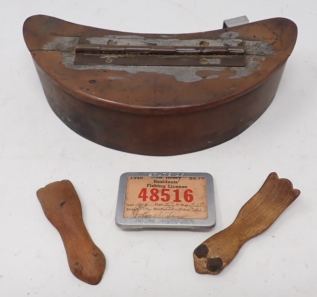 Copper Bait Can 1940's NJ Fishing License (1 of 7)