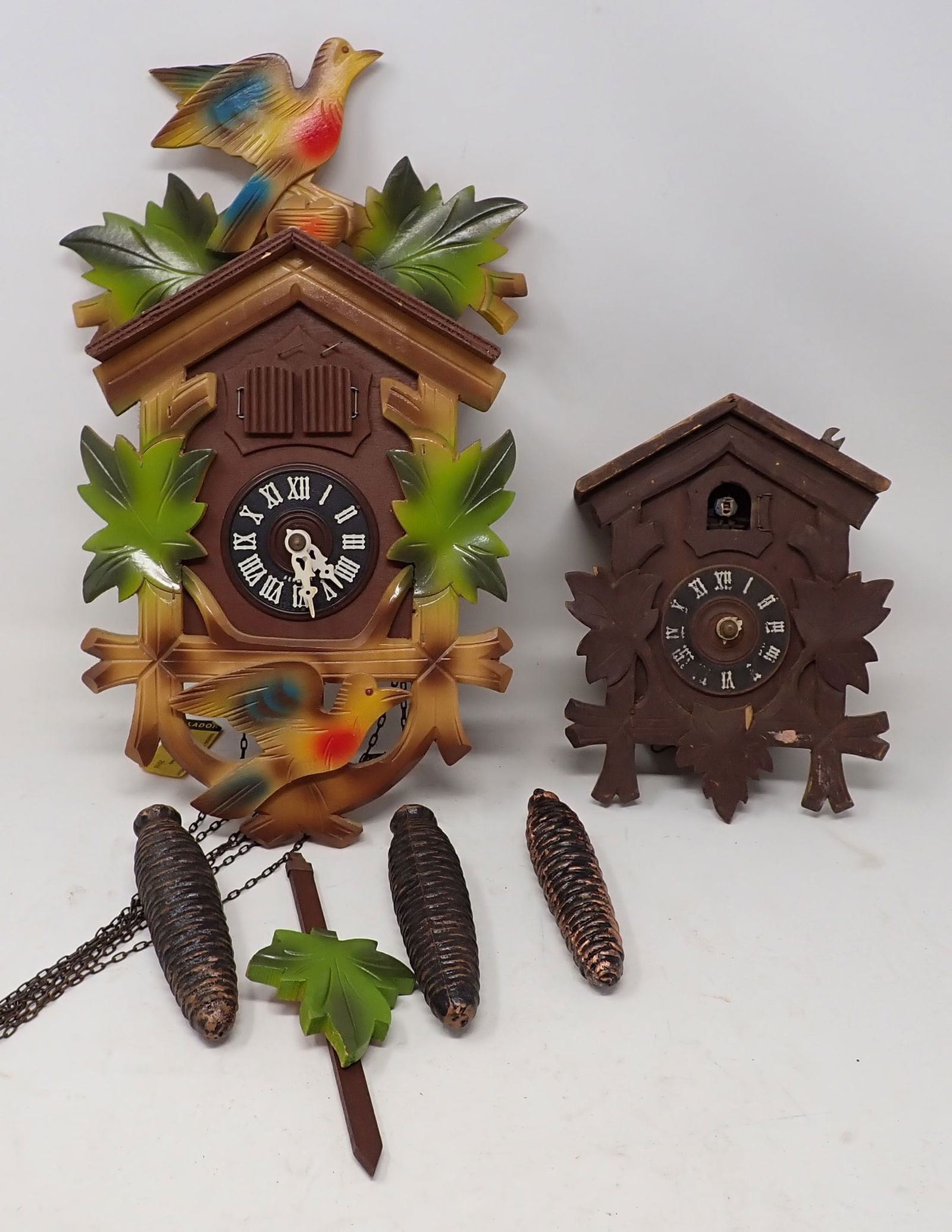 2 Cuckoo Clocks incl Lador (1 of 6)