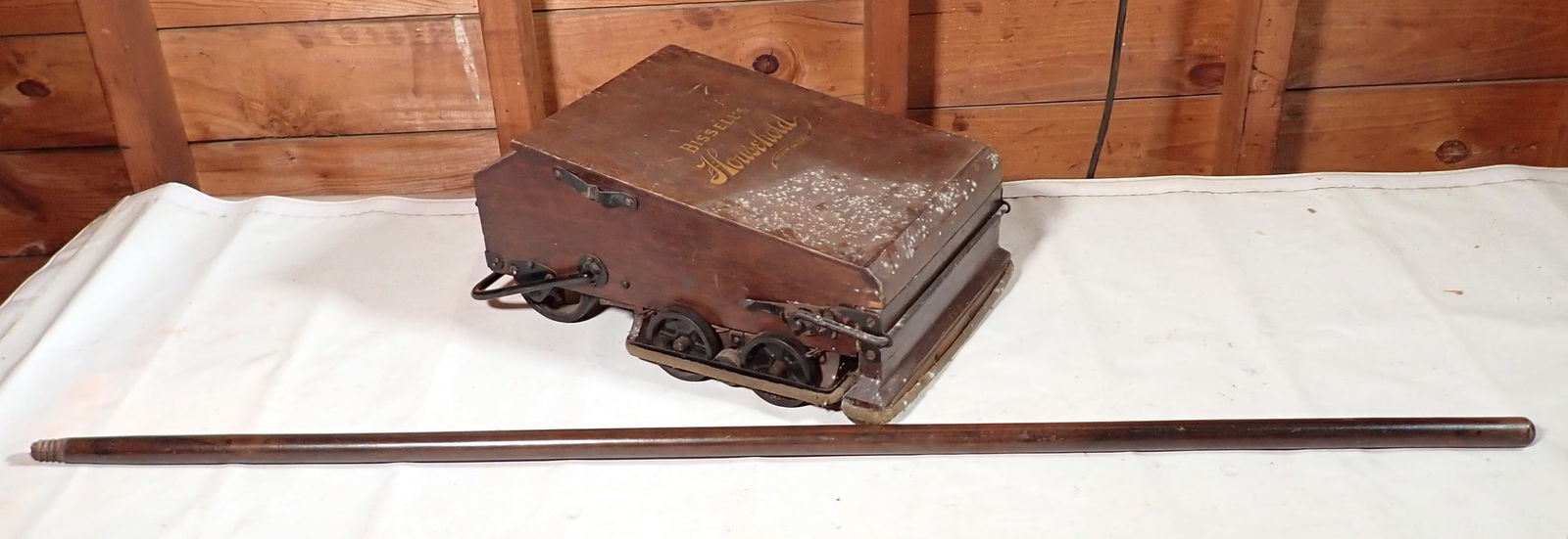 Bissell's Household Vacuum Sweeper (1 of 7)