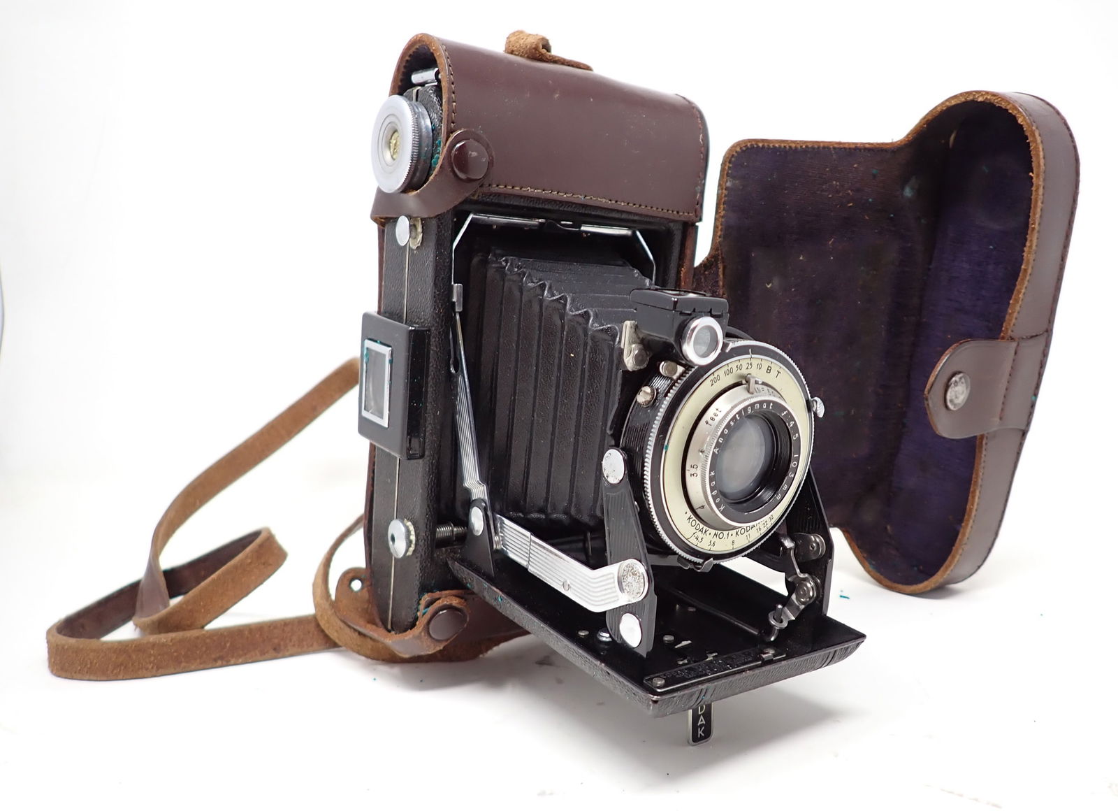 Kodak Vigilant Six -20 Folding Camera (1 of 5)