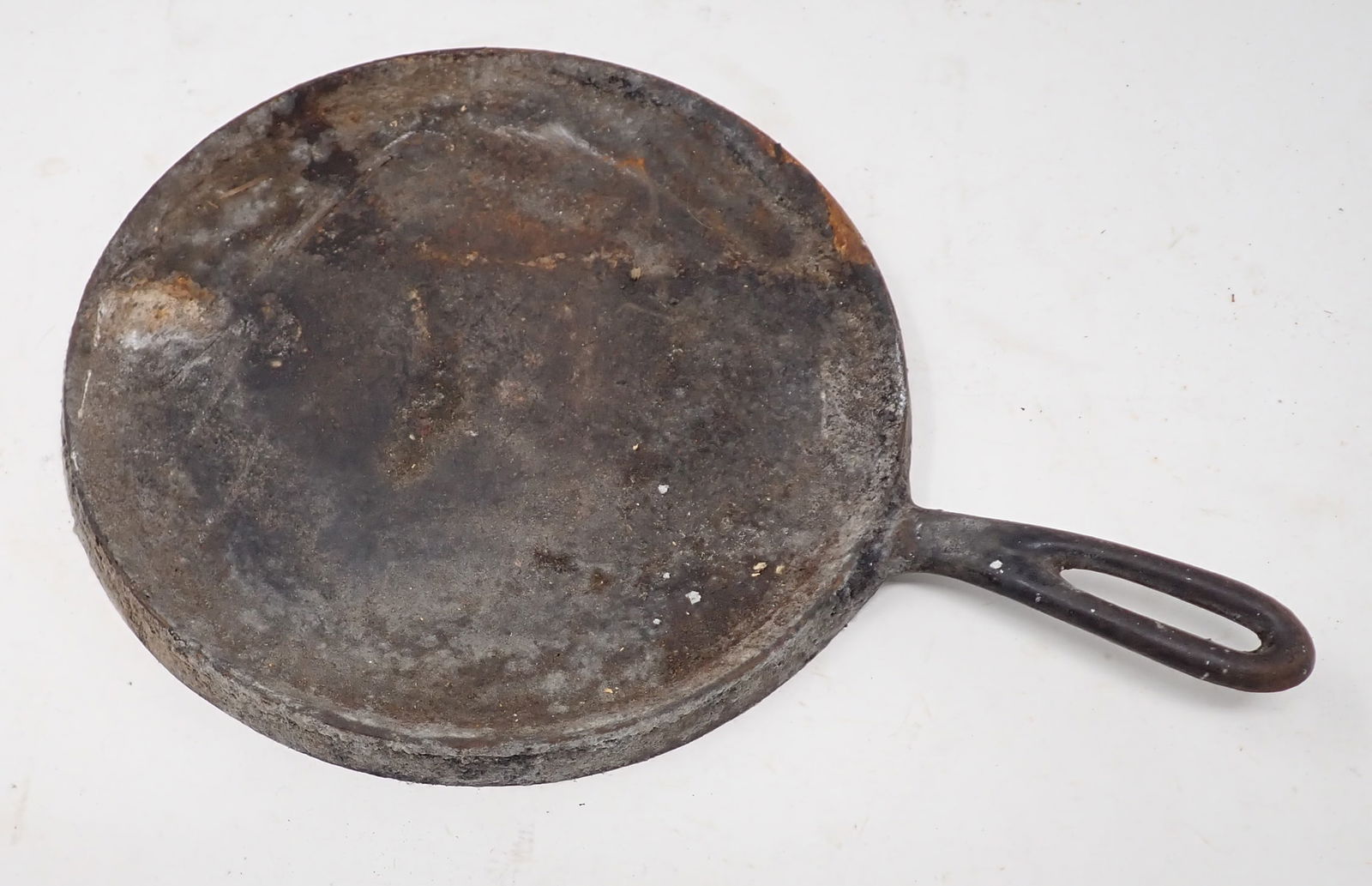 Wagner Cast Iron Skillet (1 of 2)