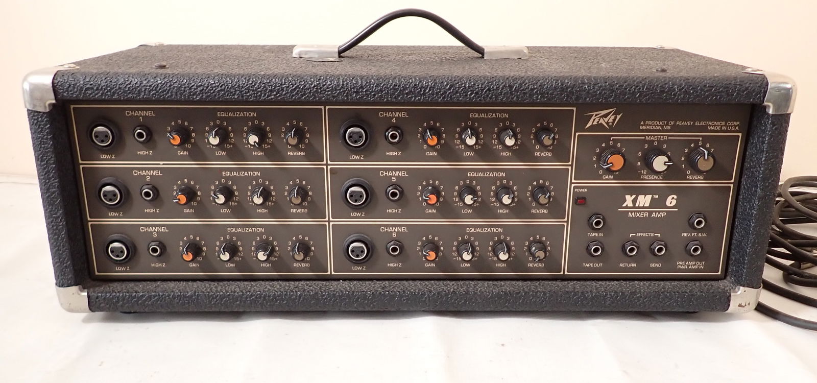 Peavey 300 EH XM 6 Mixer Amp (1 of 8)