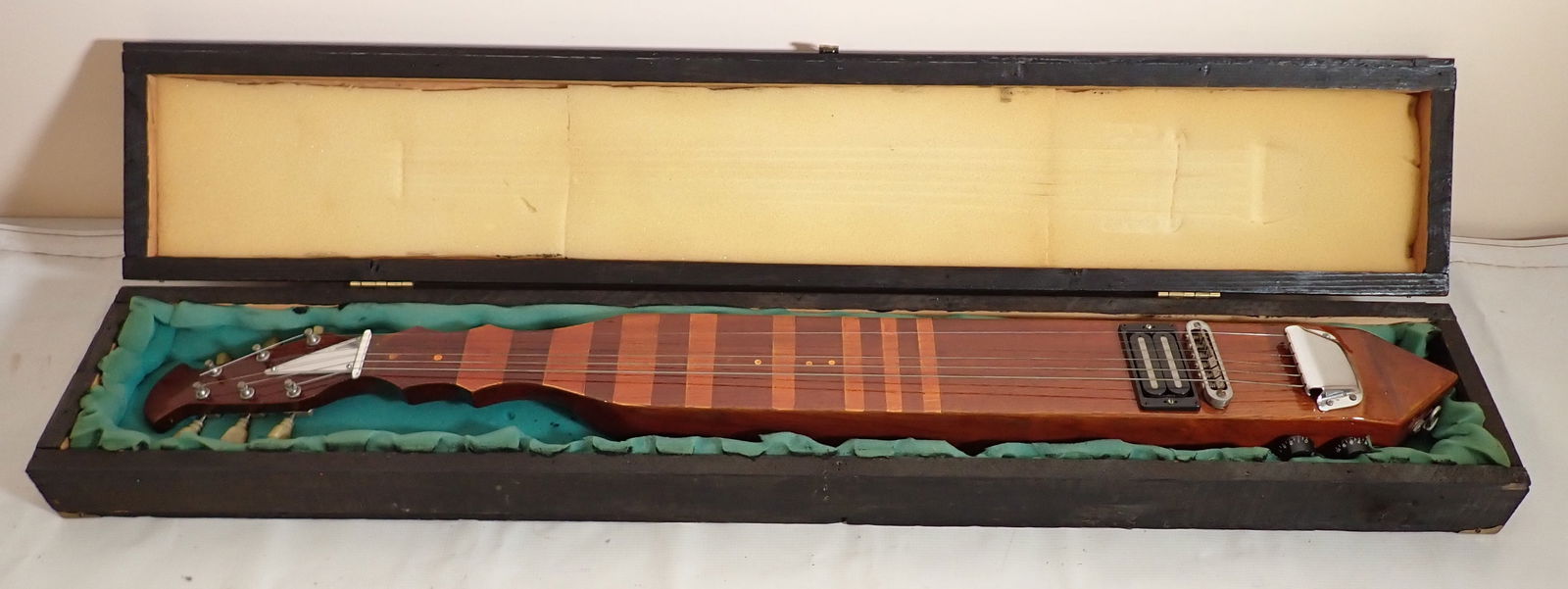 6 String Guitar (1 of 11)