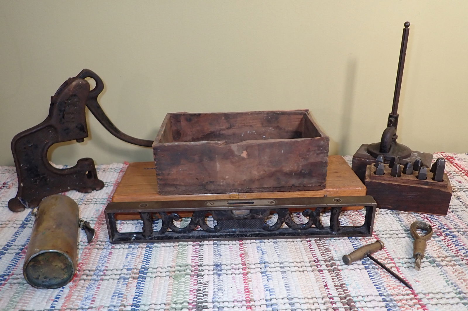 Starrett Level Punches Magnets & Misc (1 of 7)